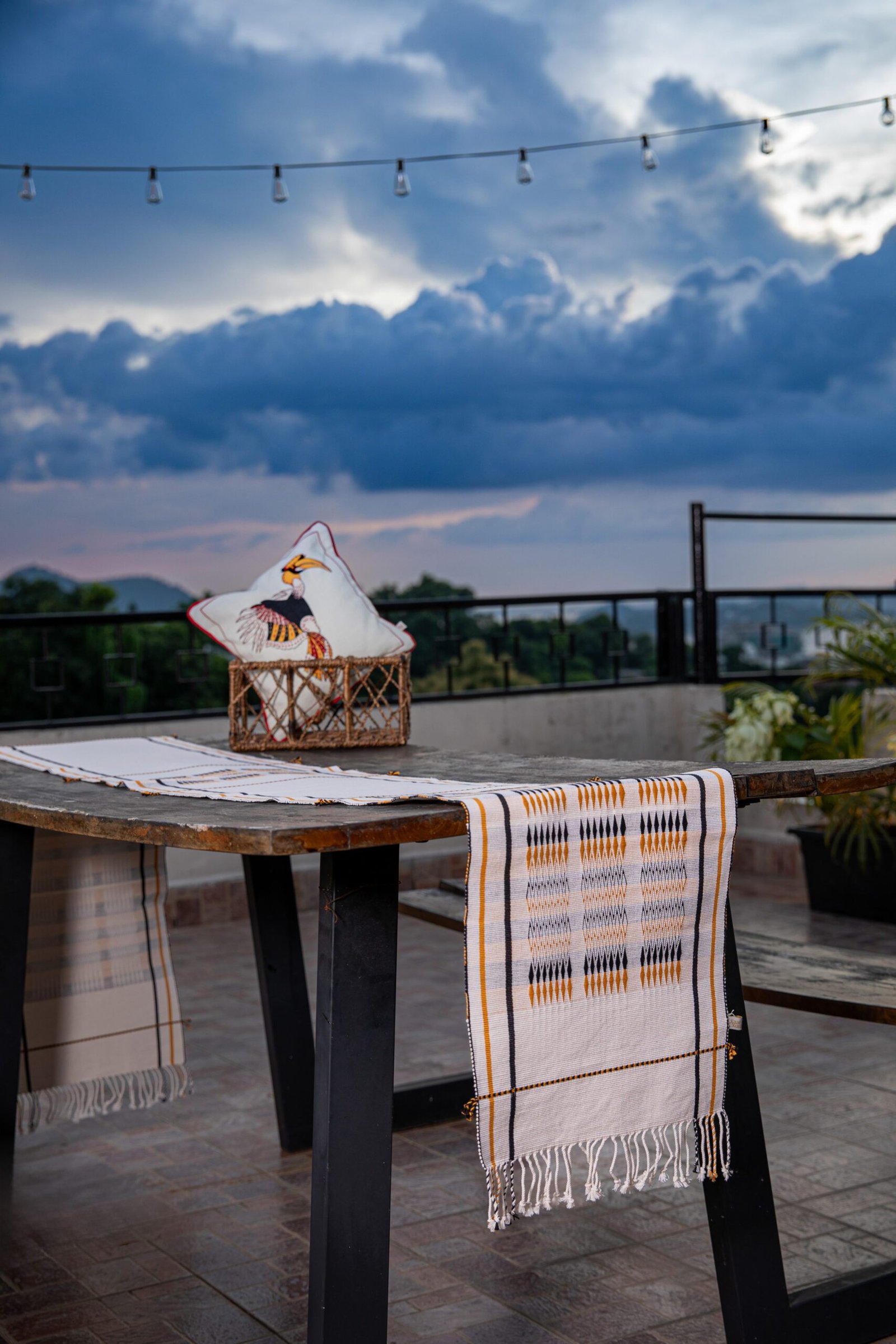 Handwoven Table Runner Ivory | Veindovi — Chakhesang - Image 3